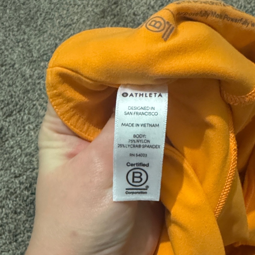 Athleta Stash Pocket Salutation Pocket Tights NWOT - Picture 6 of 10